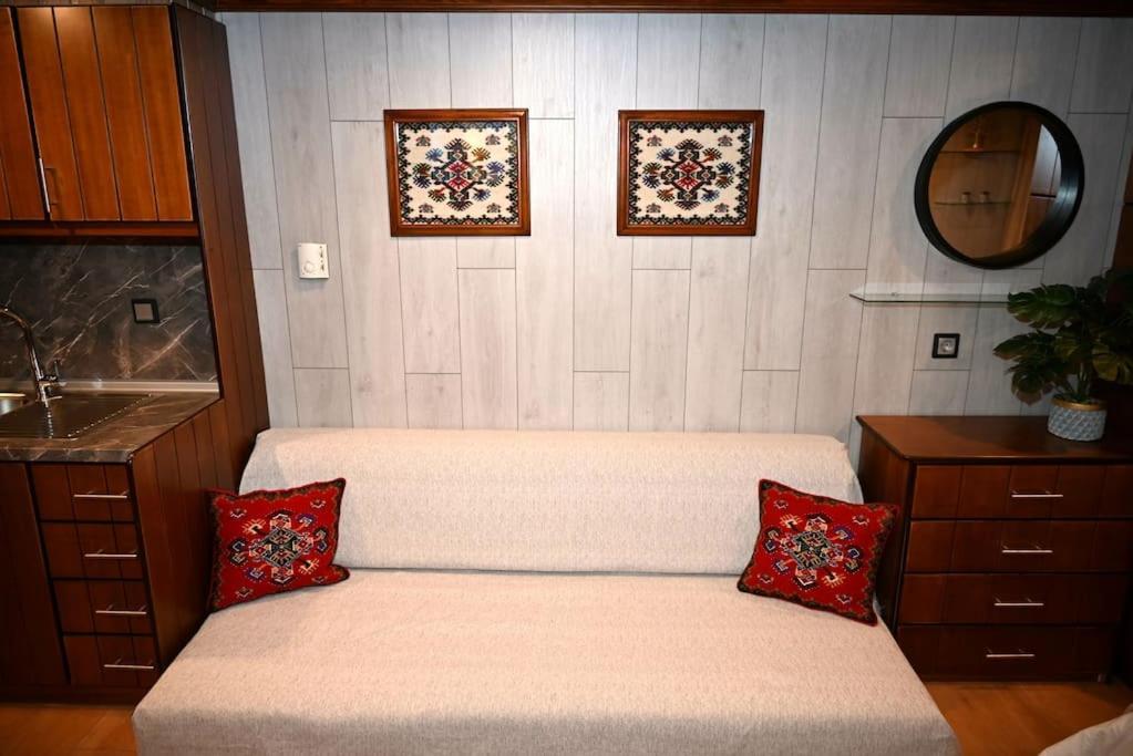 Ververitsa's House Apartment